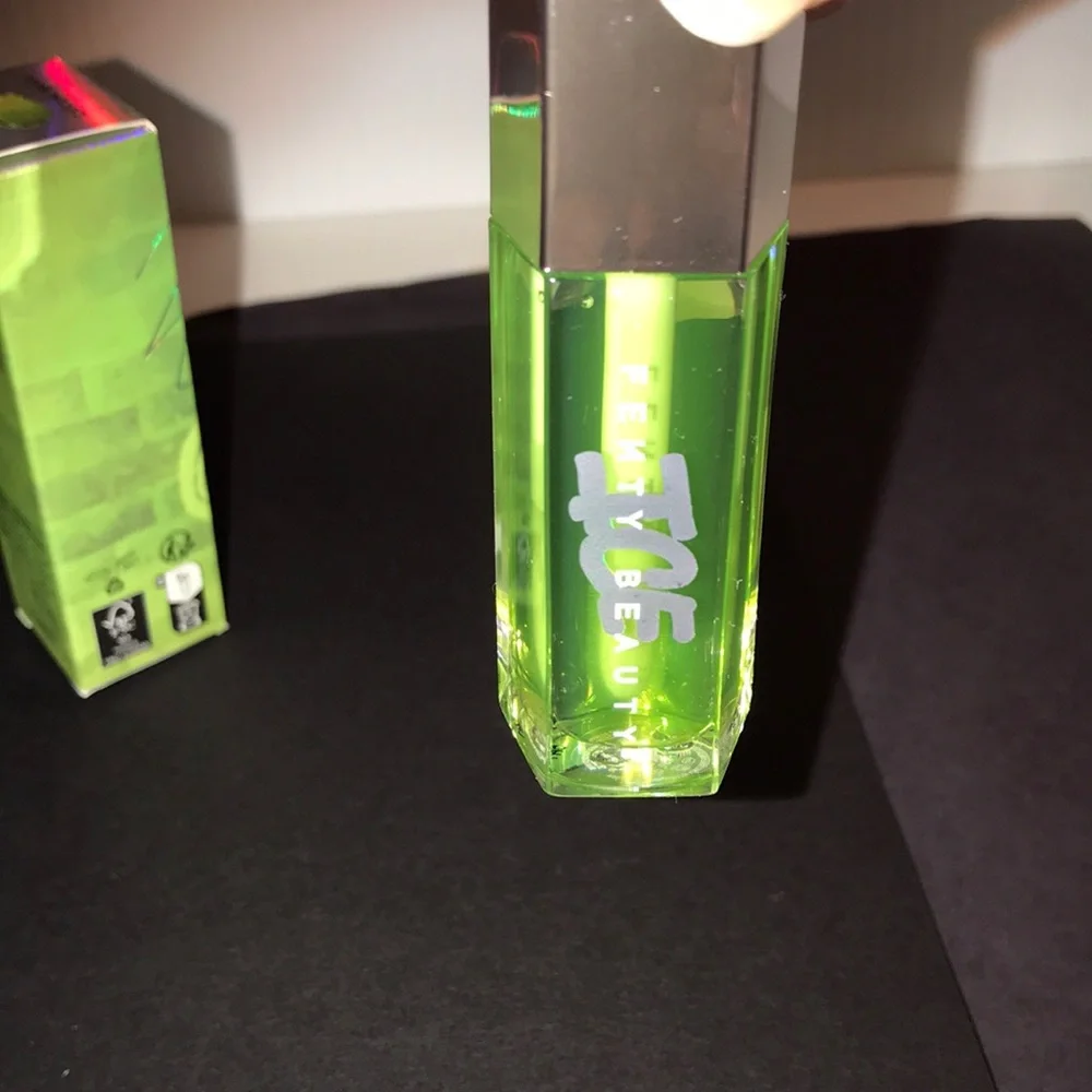 Fenty Beauty Gloss Bomb Ice Cucum' brrr Limited Edition NEW